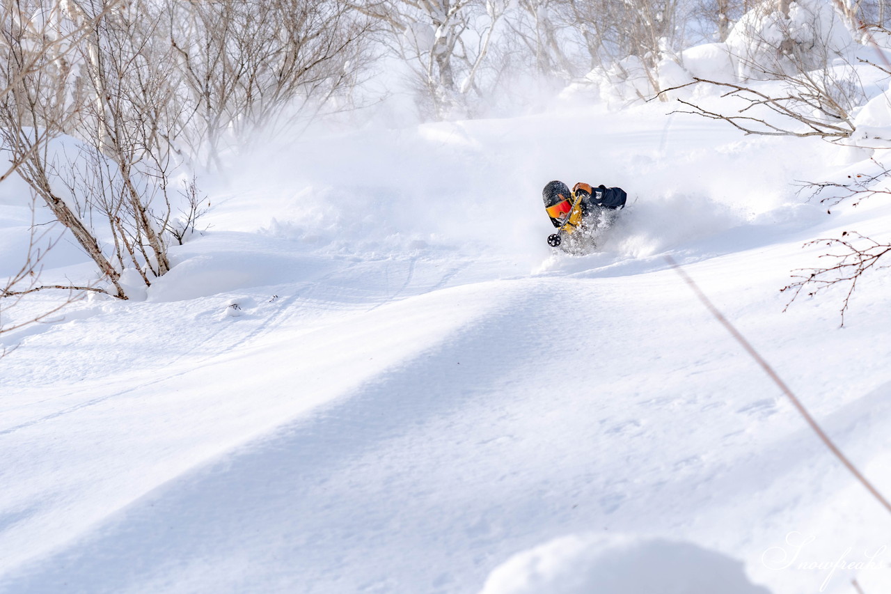 標高1,023ｍ。手稲山を知り尽くしたプロスキーヤー・中西太洋さんと行く、“マザーマウンテン”フォトセッション(^_-)-☆